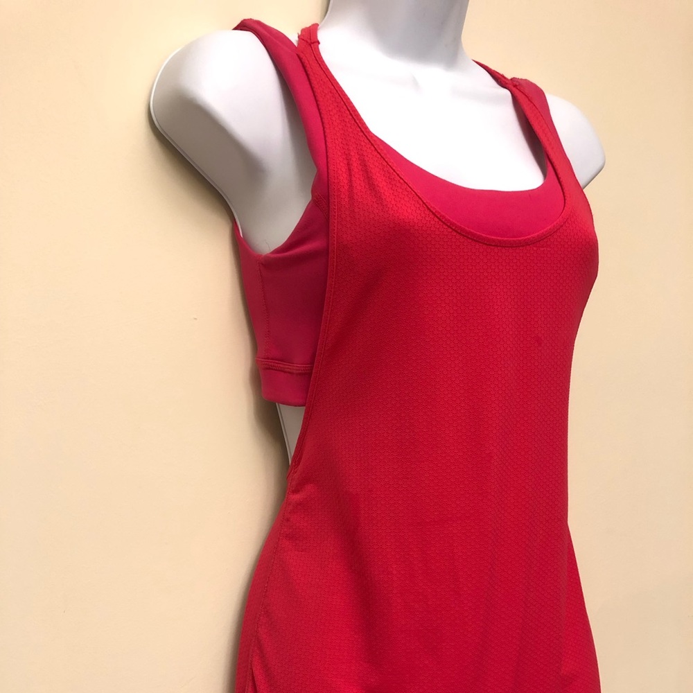 Lululemon bright pink bra top